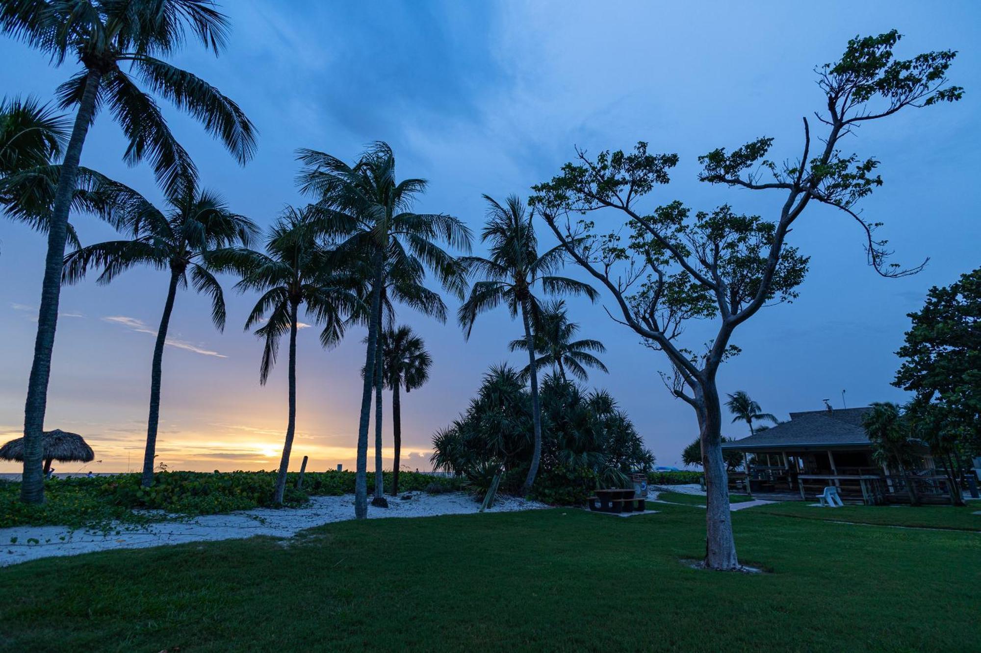 Comfy 3 Bedroom With Parking & Close To Everything North North Naples 외부 사진